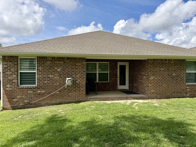 Building Photo - 5049 Quarter Deck St