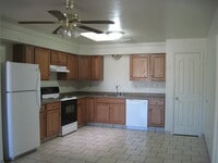 Building Photo - 150 N Phoenix Ave