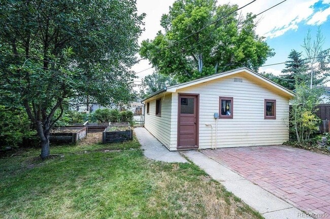 Building Photo - 2285 Gray St