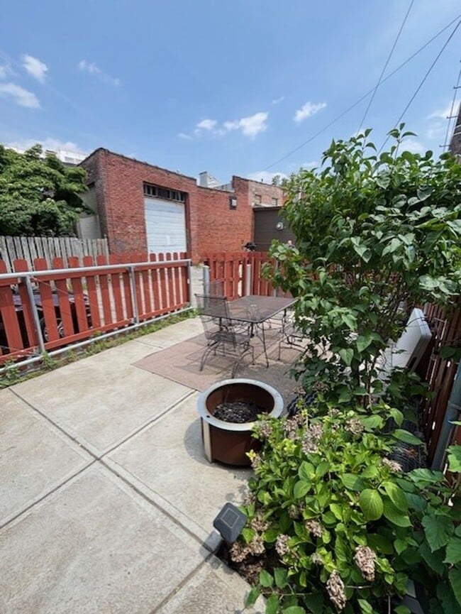 Building Photo - Beautiful Home for Rent