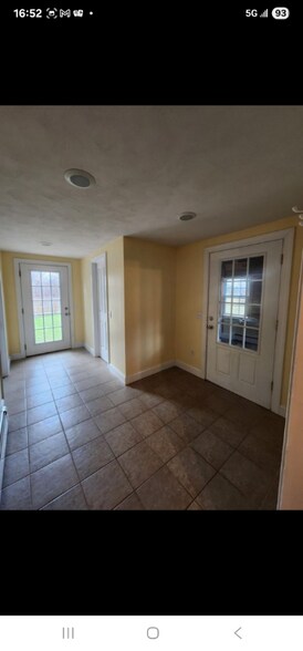 Building Photo - 2474 Nunnery Rd