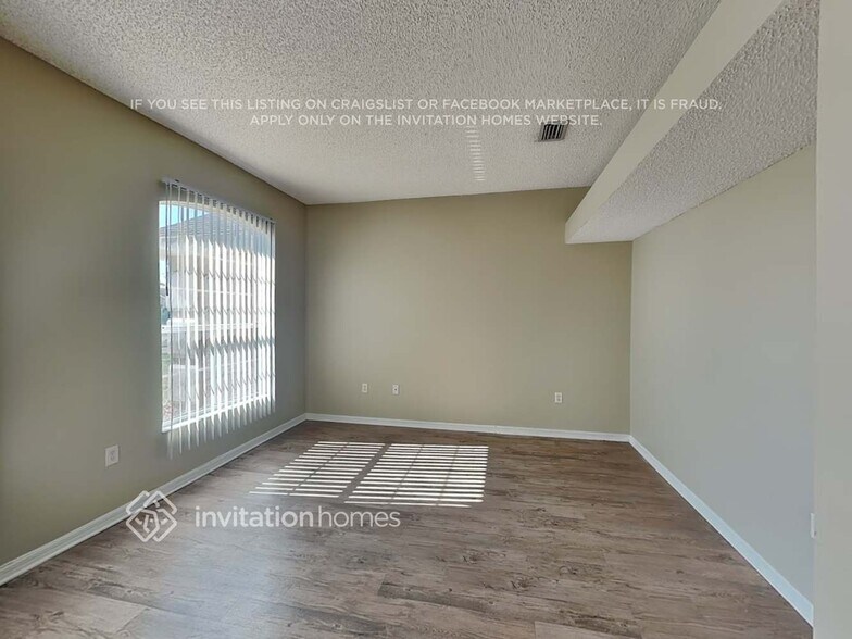 Building Photo - 4370 Camberly St