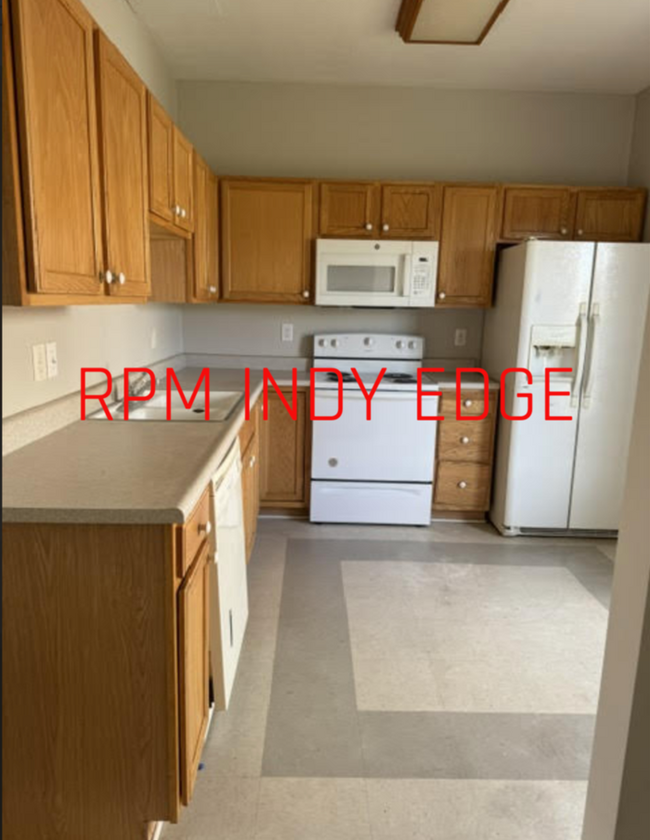 Building Photo - Spacious 3 Bedroom 2 Bath Condo is Rent Re...