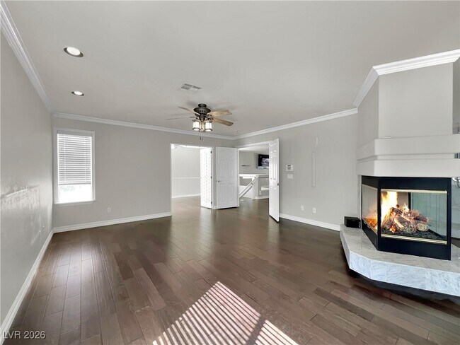 Building Photo - 595 Campus Oaks Ct