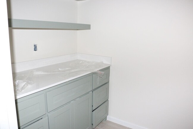 Building Photo - Brand New Home in Shawnee!