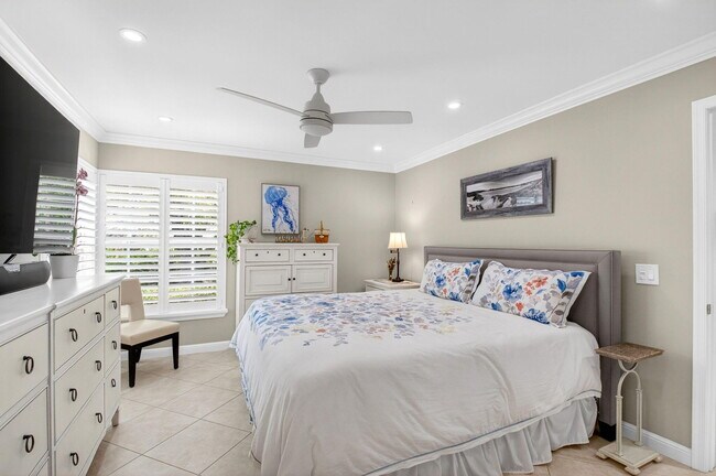 Building Photo - 75 Venetian Dr