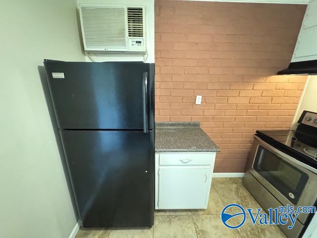 Building Photo - 2708 7th Ave SW