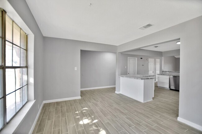Building Photo - 1505 New Orleans St
