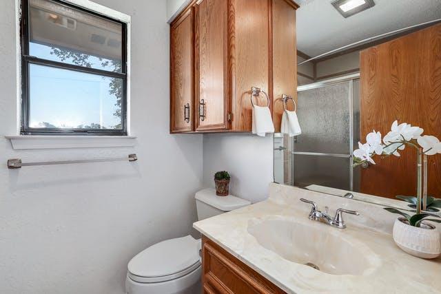 Building Photo - 100 Mesa Ridge