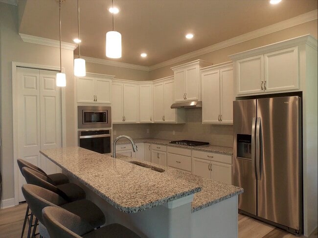 Building Photo - 1973 N Ember Path