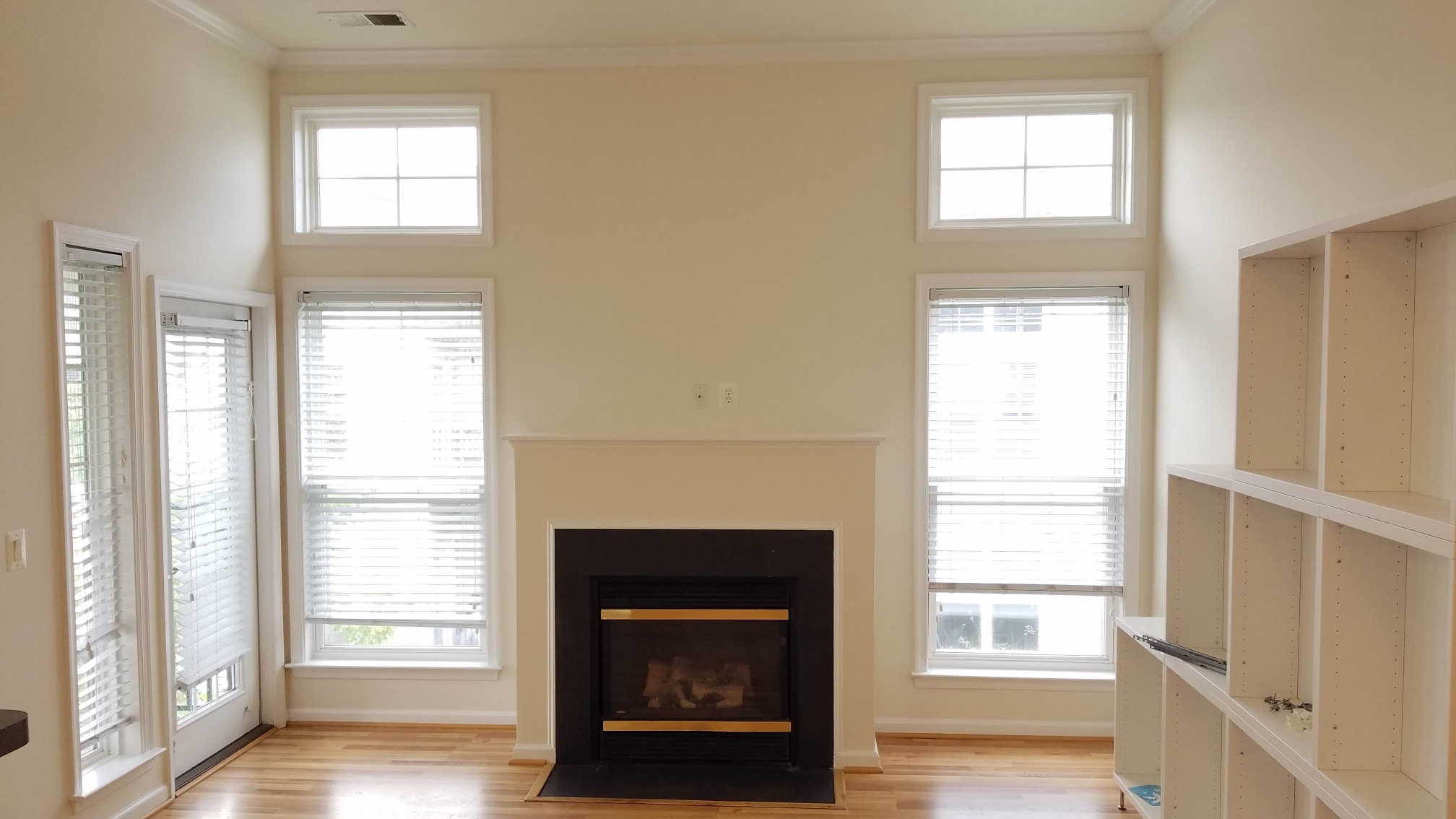 Building Photo - 3820 Lightfoot St