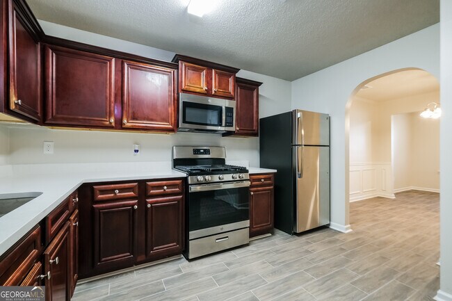Building Photo - 305 Barshay Dr
