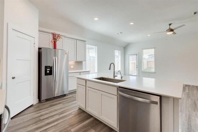 Building Photo - 22606 Ginosa Trail