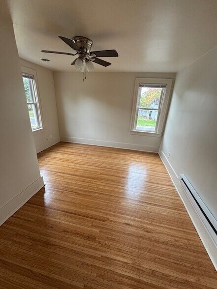 Another Room - 432 Ridge Rd