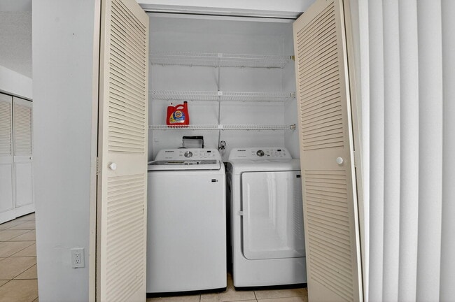 Building Photo - 270 Beaver Dam Ct