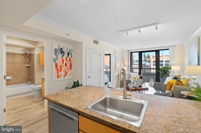 Building Photo - 631 D St NW