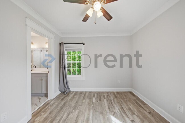 Building Photo - 413A Cecil St