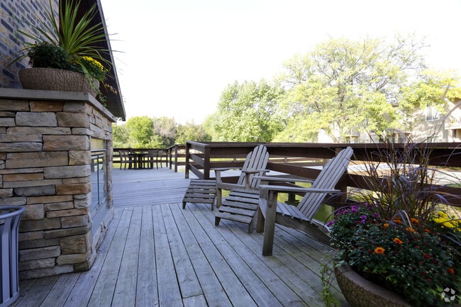 Clubhouse Comforts - Briarbrook