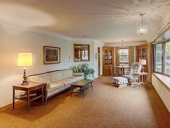 Building Photo - 13300 W Sunny View Dr