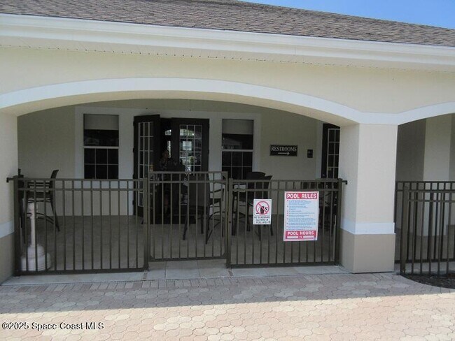 Building Photo - 3551 D'Avinci Way