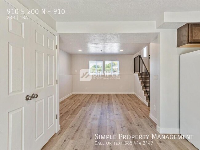 Building Photo - 910 E 200 N