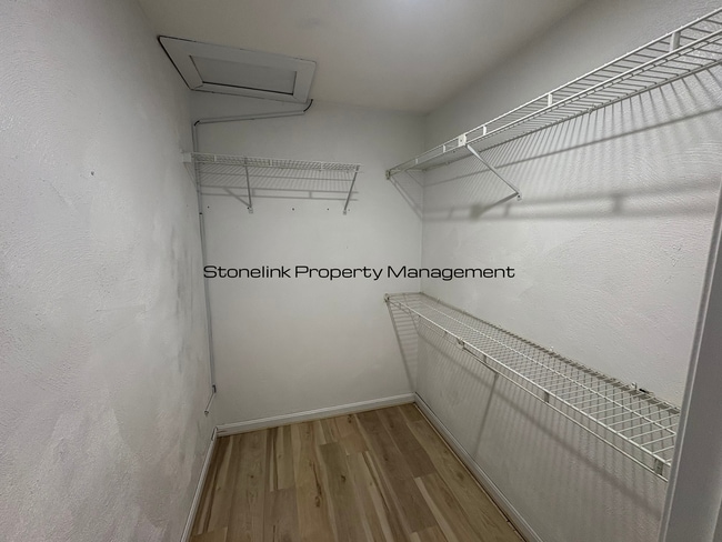 Building Photo - Fully Redesigned Townhouse Style Condo For Rent in Desirable Louisquisset Community!