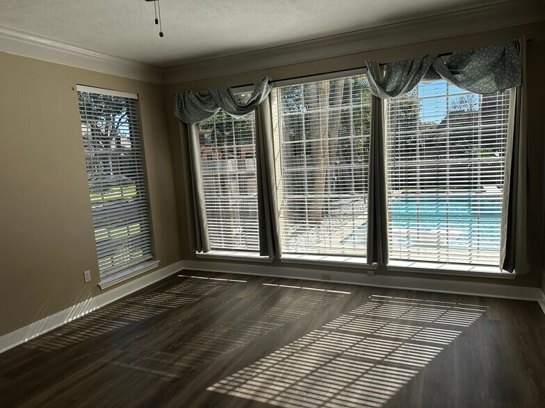 Building Photo - 4103 Pebble Beach Dr