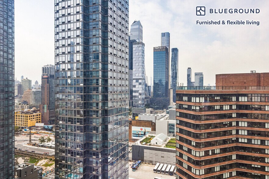 Building Photo - 635 W 42nd St