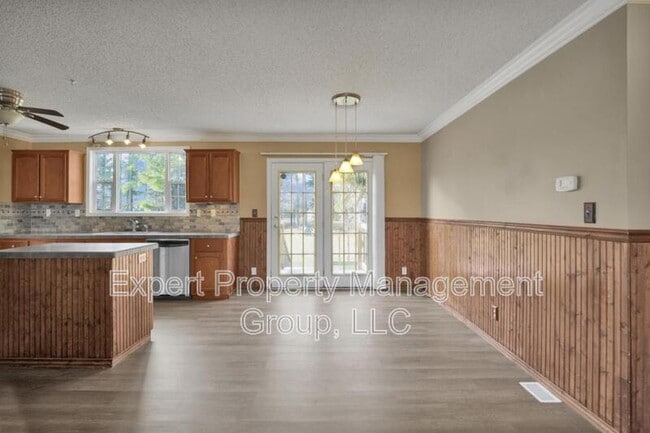 Building Photo - 34 Talbot Cir