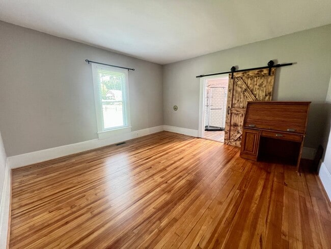 Building Photo - Fall Into Your New Home!