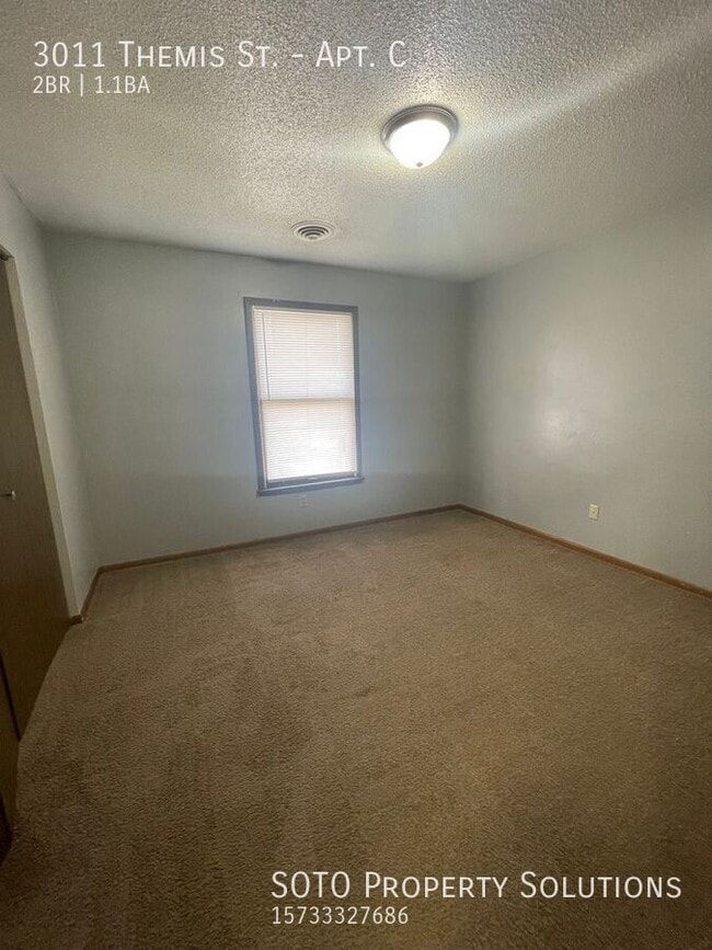 Building Photo - 3011 Themis St