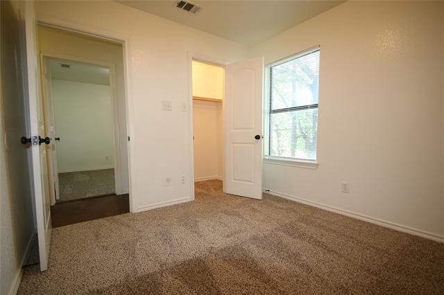 Building Photo - 8109 Doreen Ave