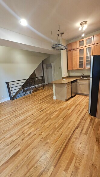 Living room space - 1411 W Ohio St