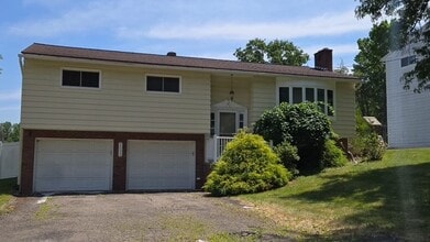 Building Photo - 1509 Drexel Dr