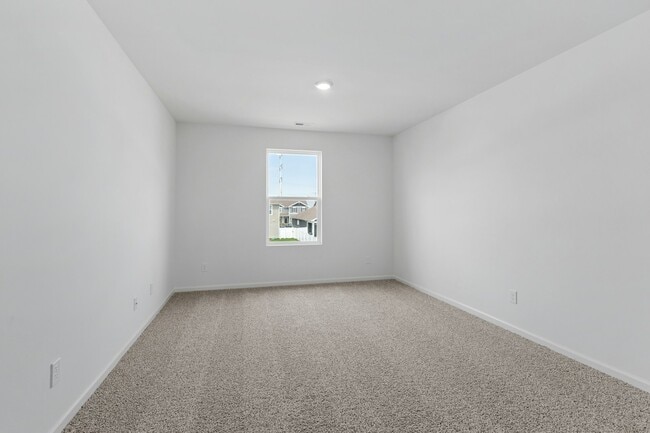 Building Photo - 10350 Morse Pl