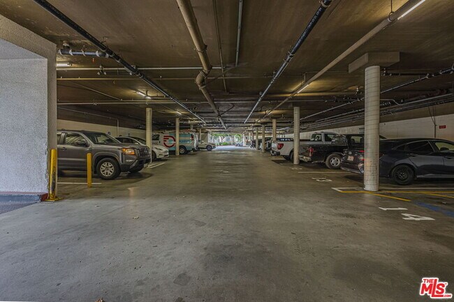 Building Photo - 2960 Neilson Way