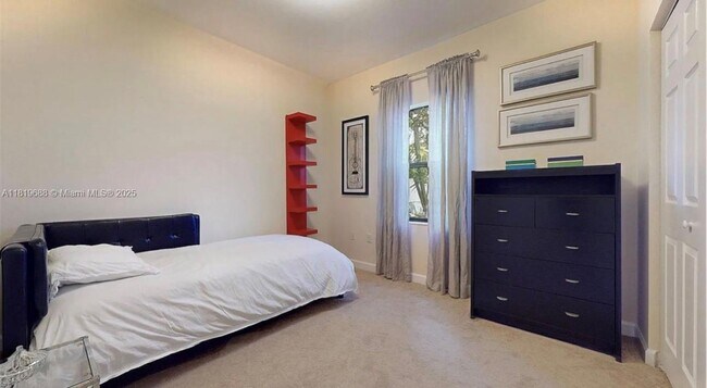 Building Photo - 11510 SW 240th Terrace