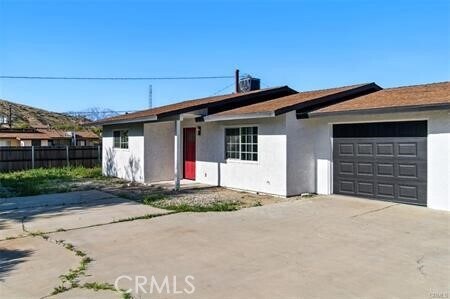Building Photo - 49537 Rosella Dr