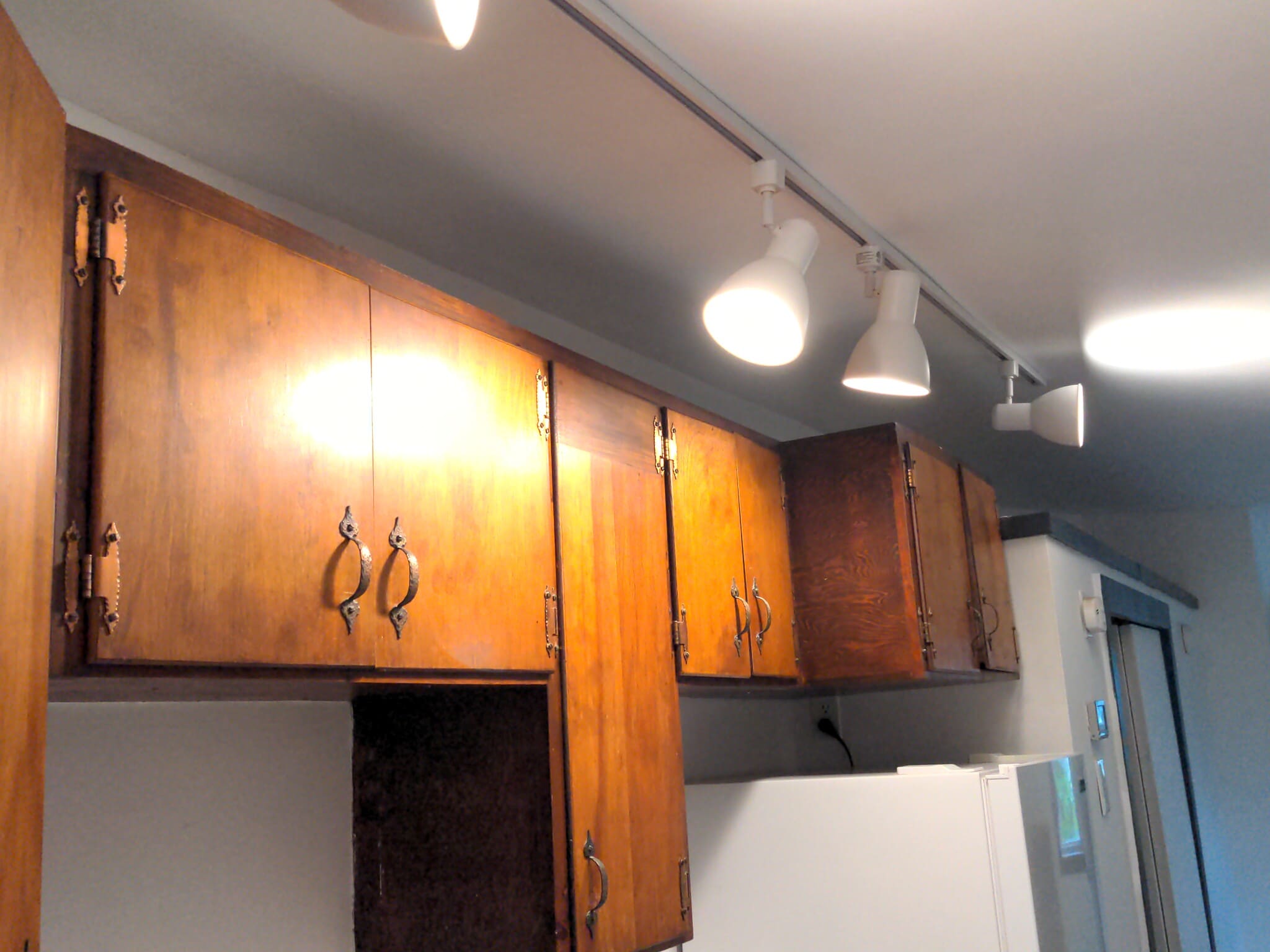 Style E6: studio - 21 Depot St