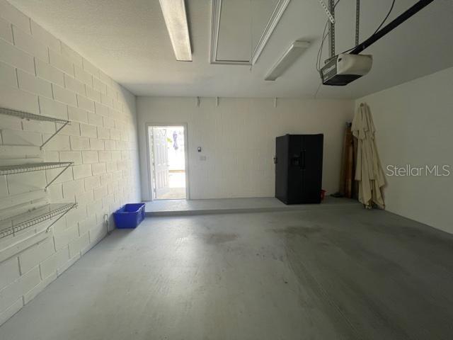 Building Photo - 930 Greenlawn St