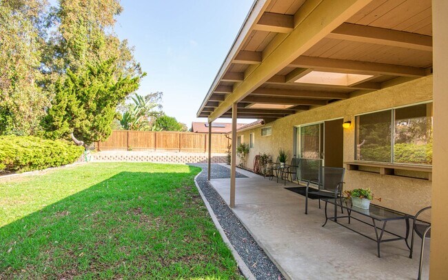 Building Photo - Fully Remodeled 3BD/2BA in Carlsbad