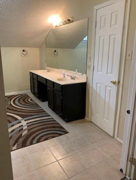 Building Photo - 5565 Preston Oaks Rd