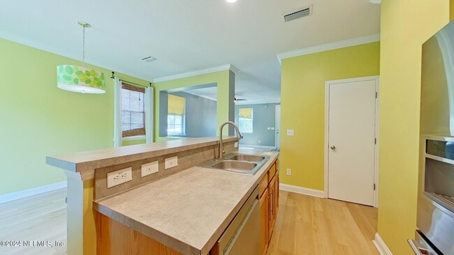 Building Photo - 108 Bay Bridge Dr