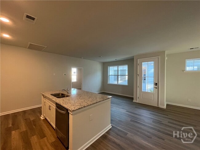 Building Photo - 149 Holloway Hl