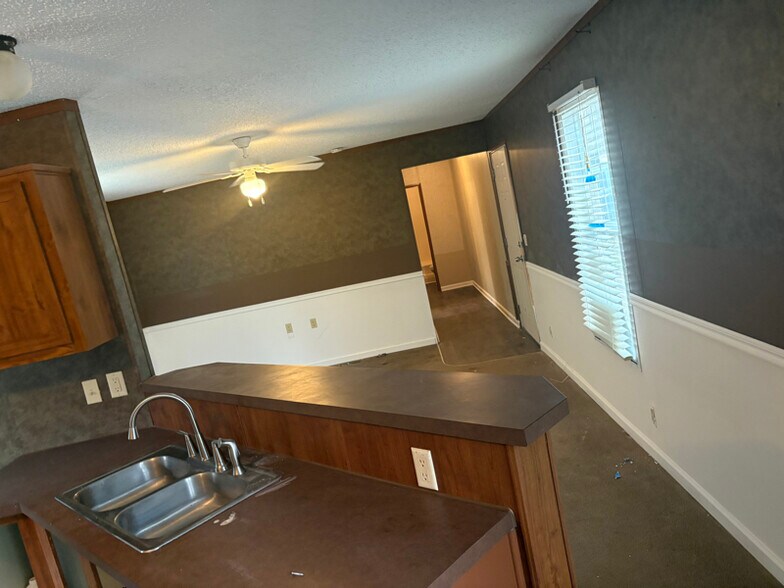 Building Photo - 162 Aspire Ln