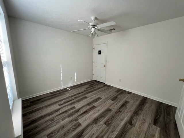 Building Photo - 938 Cameron Way