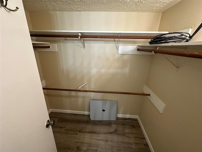 Building Photo - 9306 Bollingbrook Dr