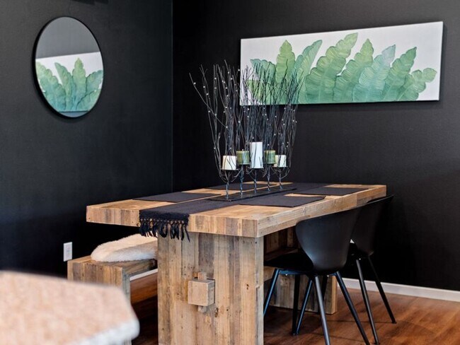 Building Photo - Desirable Kendall Yards Townhouse – Modern Living Near Downtown Spokane (Furnished)