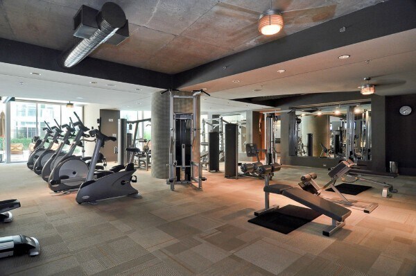 Full Gym - 600 12th Ave S
