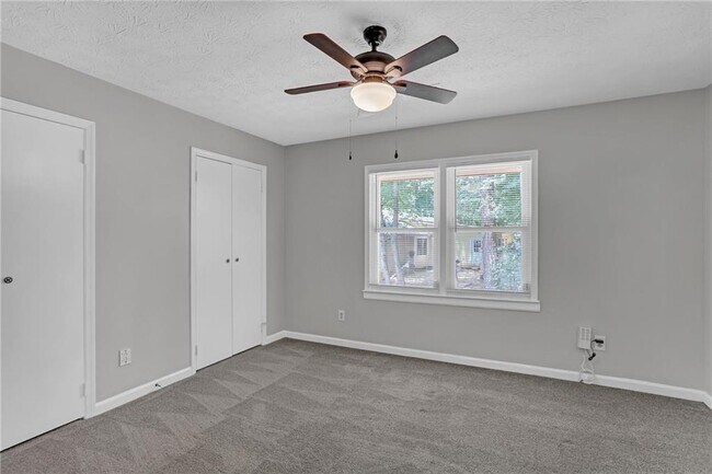 Building Photo - 4906 Wolverton Dr